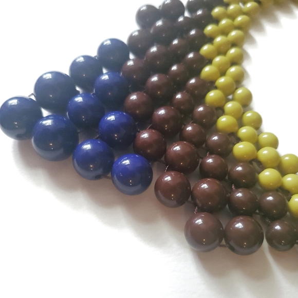 Chunky Pop Beaded Statement Necklace - Picture 4 of 4